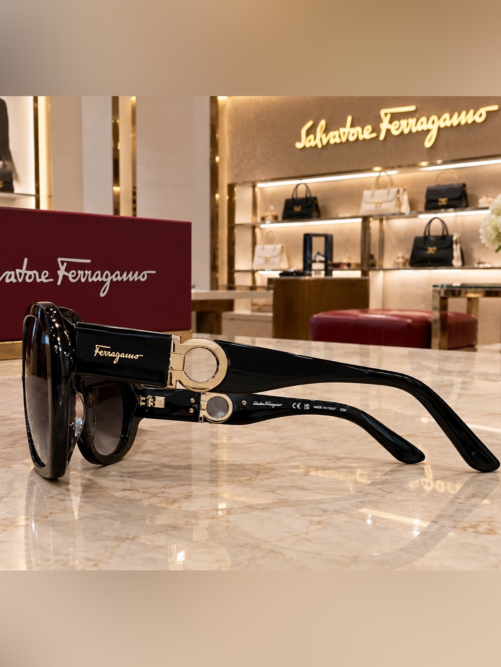 Salvatore Ferragamo oversized sunglasses 🕶️ - Picture 2 of 8
